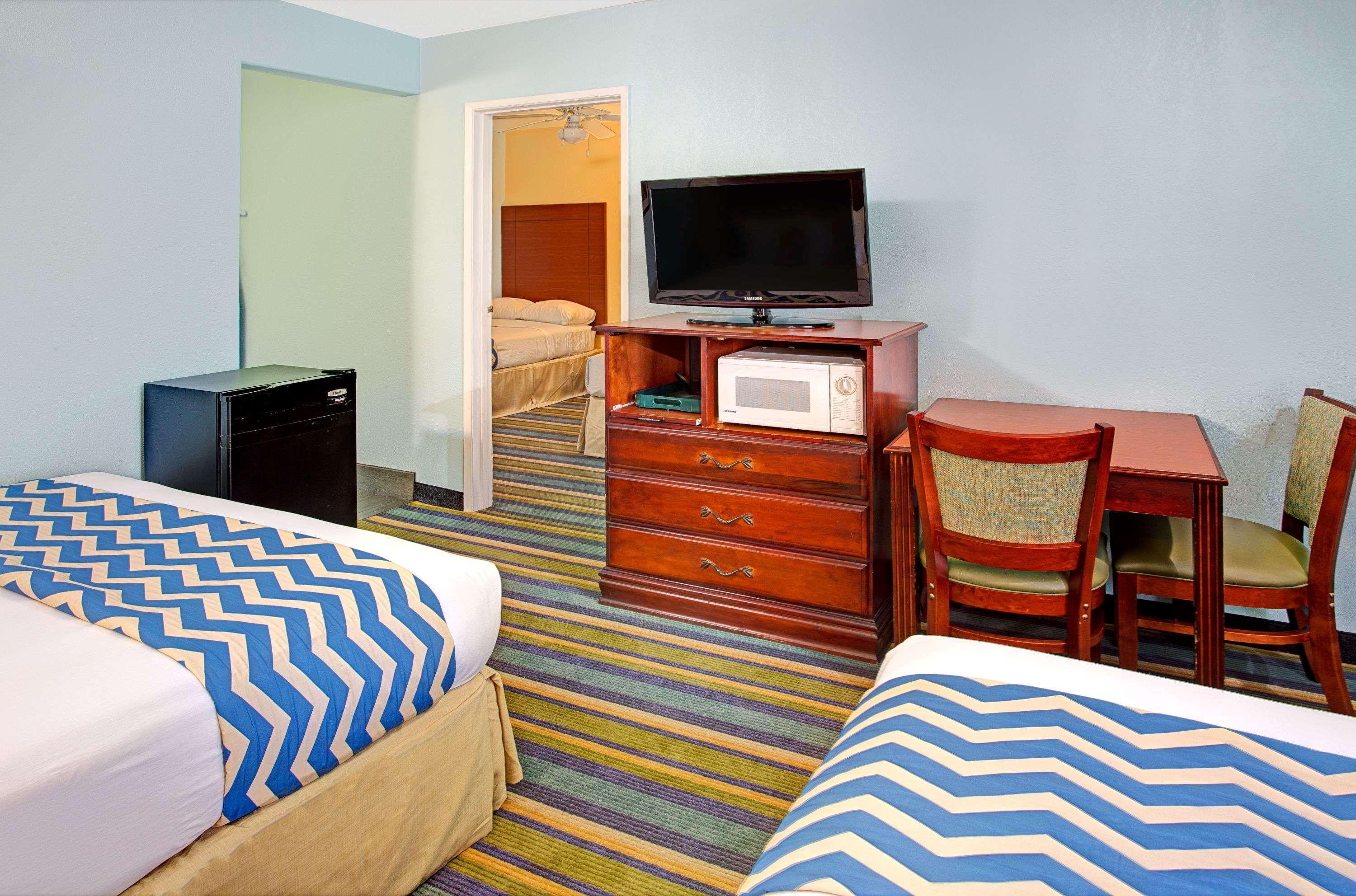 Travelodge By Wyndham Bishop Exteriér fotografie